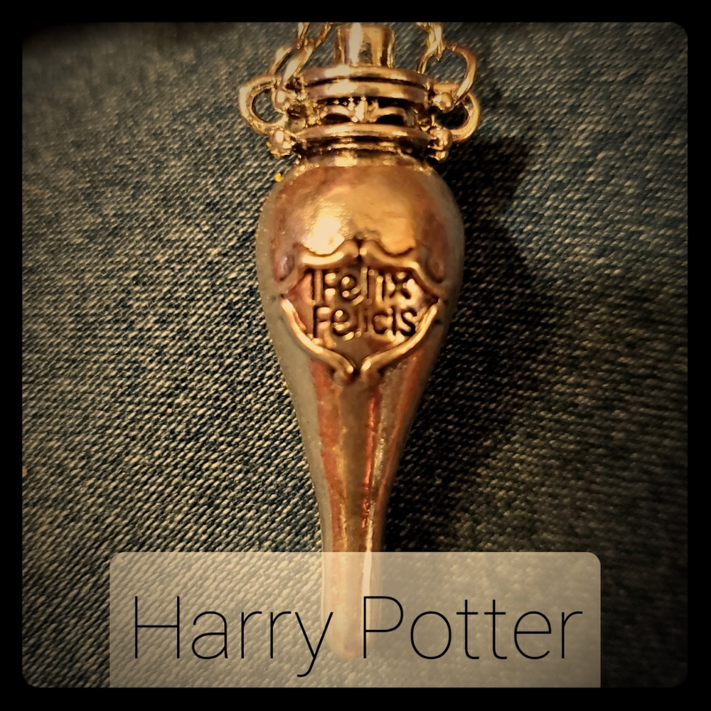 Harry Potter Silver Colored Potion Necklace